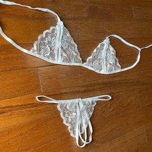 New Sexy Lingerie Lace Bralette and G-String Size Small White